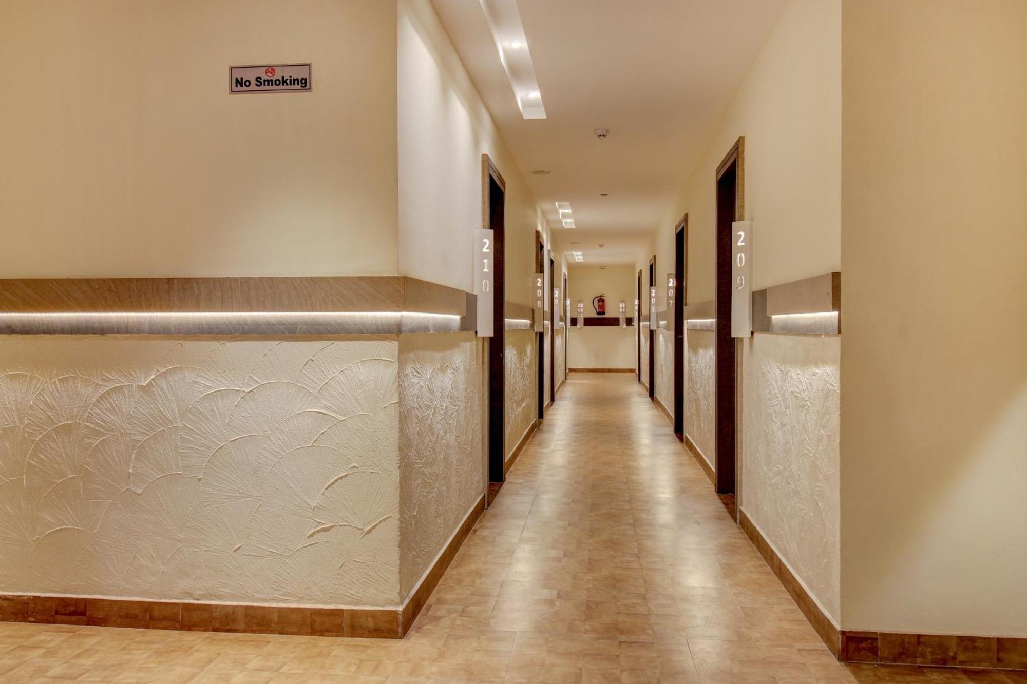 Hotel Townhouse Geetraj Near Shalimar Gateway Lucknow Exterior foto